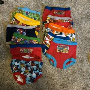 Toddler boys trainer and underwear. 2T.